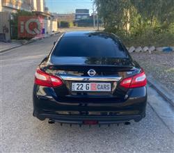 نيسان ألتيما